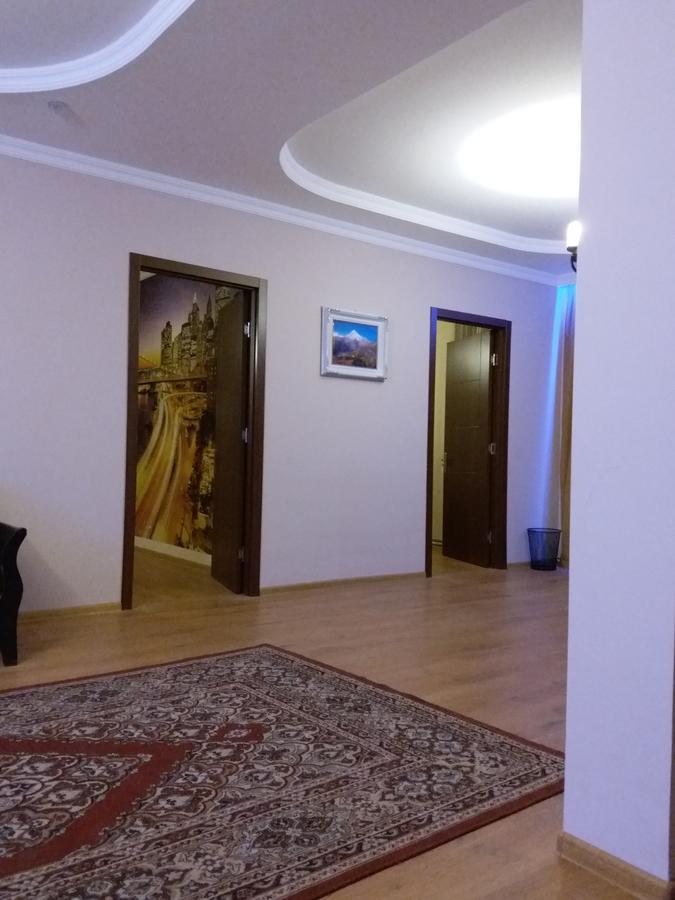 Guest House Sandro Kazbegi Exterior photo