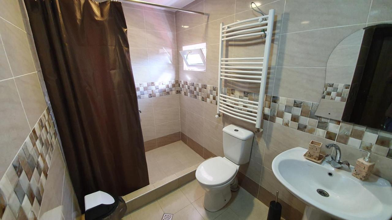 Guest House Sandro Kazbegi Exterior photo