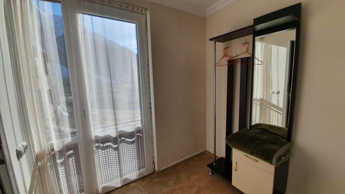 Guest House Sandro Kazbegi Exterior photo